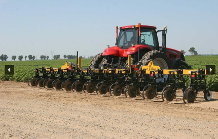 2000 Row Crop Cultivator - Landoll  Image