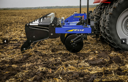 2500 In-Row Ripper Image