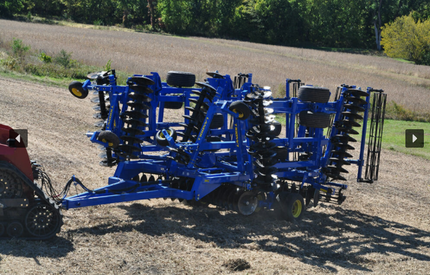6200 Tandem Disc Harrow - Landoll  Image
