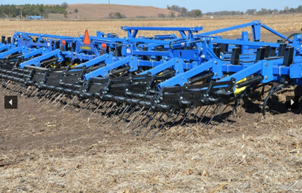 9600 Series Field Cultivator - Landoll  Image