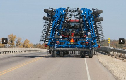 9600 Series Field Cultivator - Landoll  Image