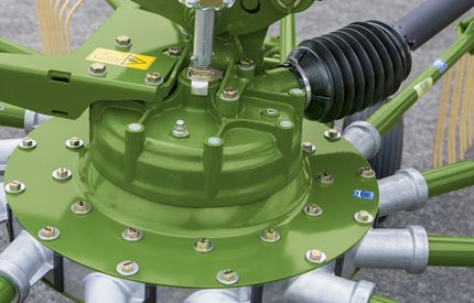 Twin Rotor Side Delivery Rake Image