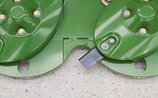 Rear-mounted ActiveMow Image
